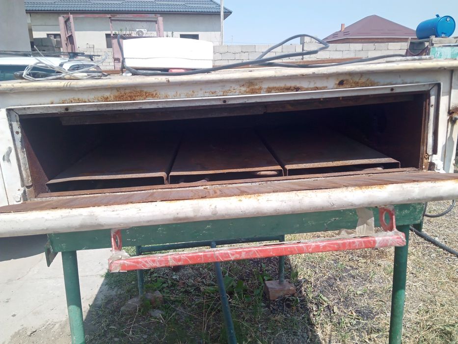 Нан жабатын пеш 220да істіды