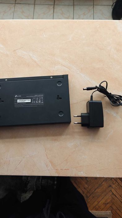 Switch TP-LINK 5 port 2.5Gb fara management