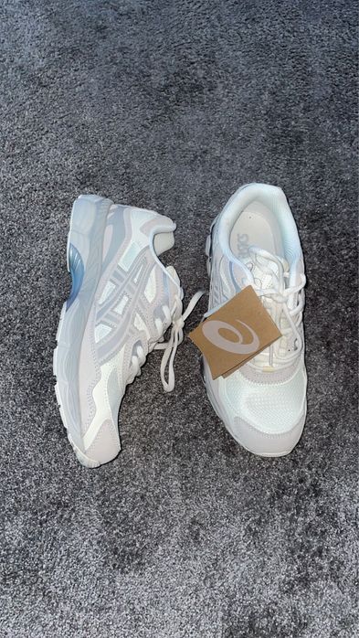 Asics Gel Nyc noi marime 41,5, 42