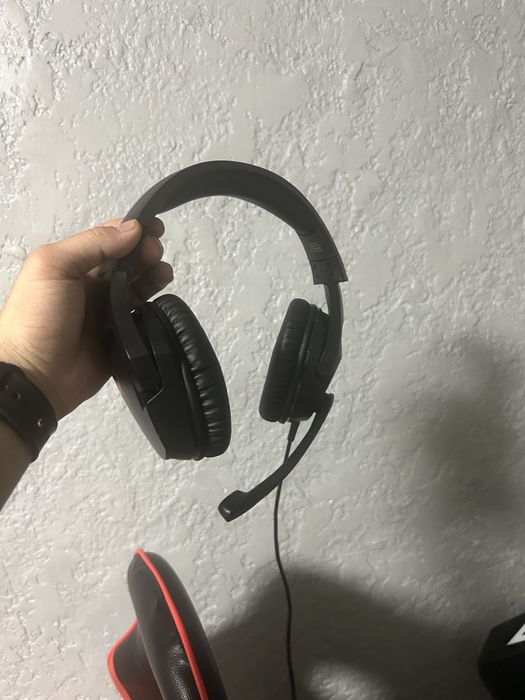 Наушники HyperX Cloud Stinger HX-HSCS-BK/EE черный