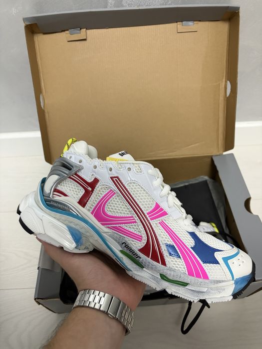 Balenciaga Runner