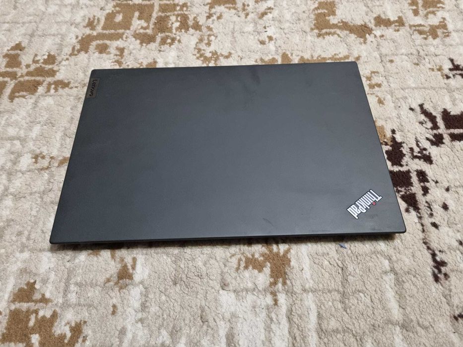 Lenovo ThinkPad T14s Gen 2 i7 1165G7 16GB RAM 512GB fără parolă BIOS