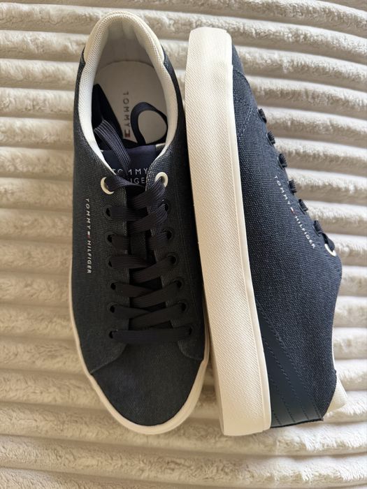 Tenși / Adidași  Tommy Hilfiger Vulc Low – Mărimea 40 – Noi, la cutie