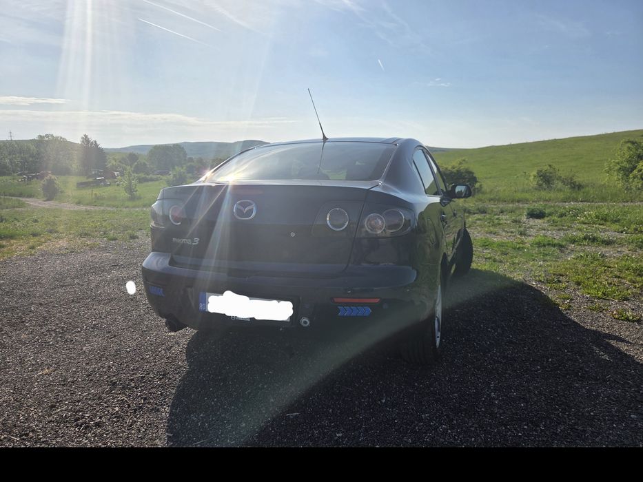 Vând Mazda 3 facelift sedan
