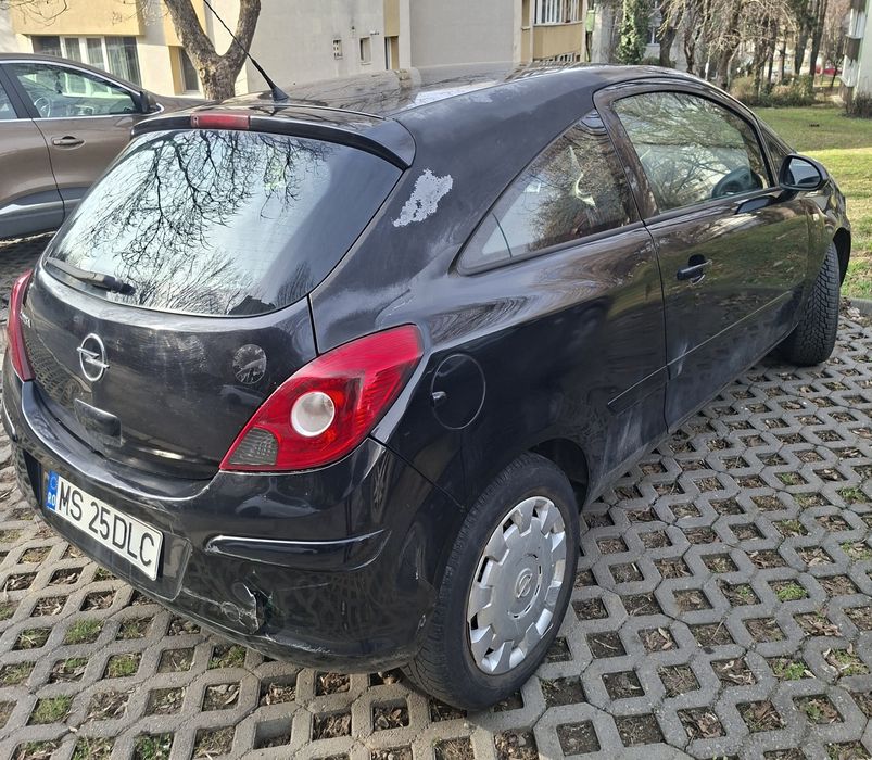 Opel Corsa D 1.0 Benzină – 2008