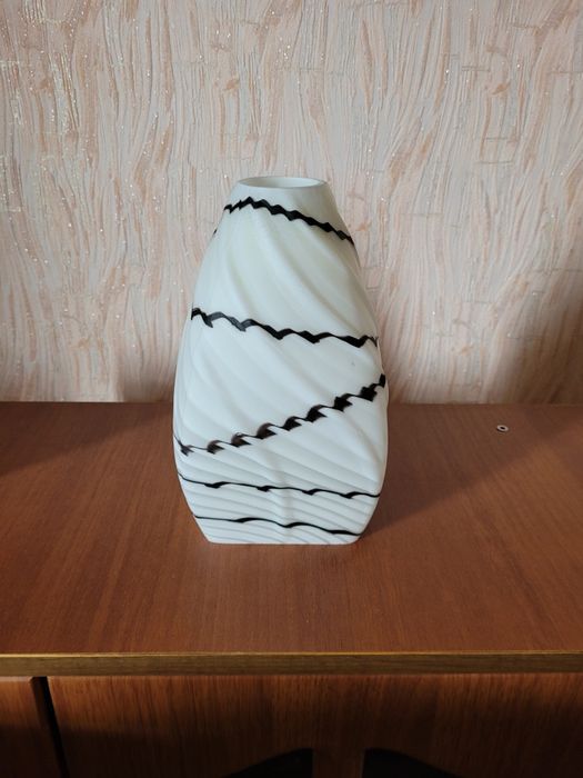 Продам 2 плафона