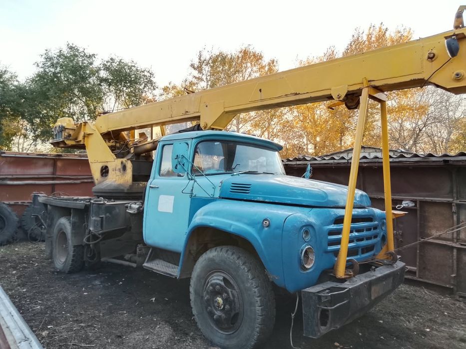 Продам Зил 130. ..