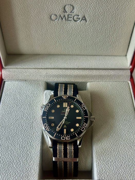 Автоматичен мъжки часовник Omega Seamaster James Bond 007