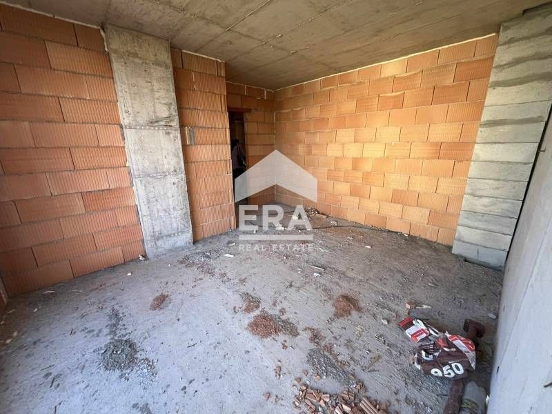 Продава се Двустаен апартамент в Варна, Владислав Варненчик - 52 кв.м за 1518 €/кв.м - Снимка #5