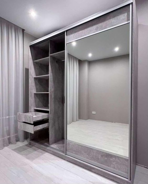 Шкаф купе  как новый