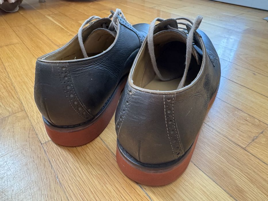 Мъжки обувки номер 44 и 43