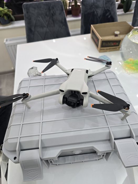 Дрон DJI Mini 3 (DJI RC)