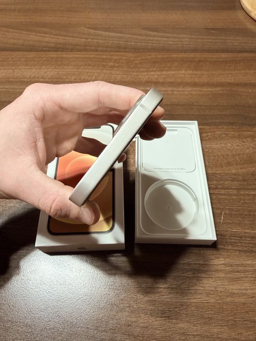 De vânzare Iphone 12