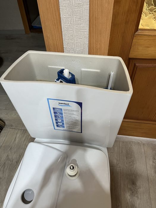 Унитаз в отличном состоянии