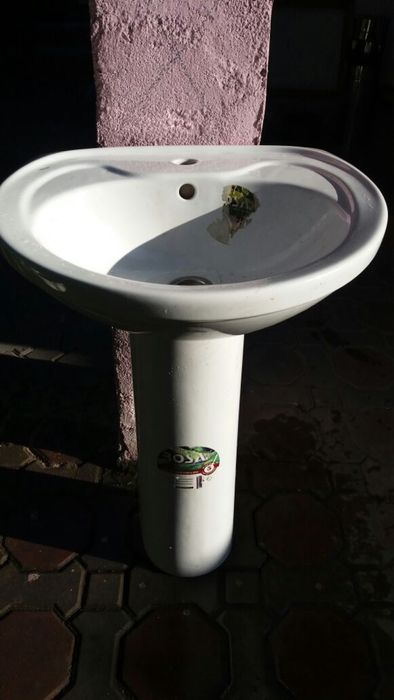 Керамическая раковина