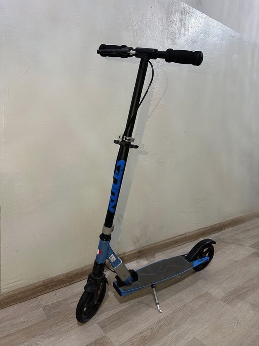 Самокат Roces 175 Man