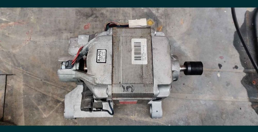 Motor mașină spălat LG + curea transmisie inclusă