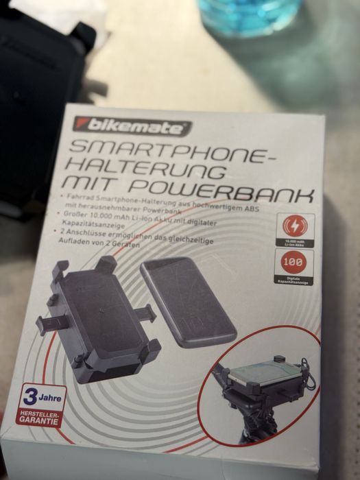 Стойка за телефон за велосипед с батерия