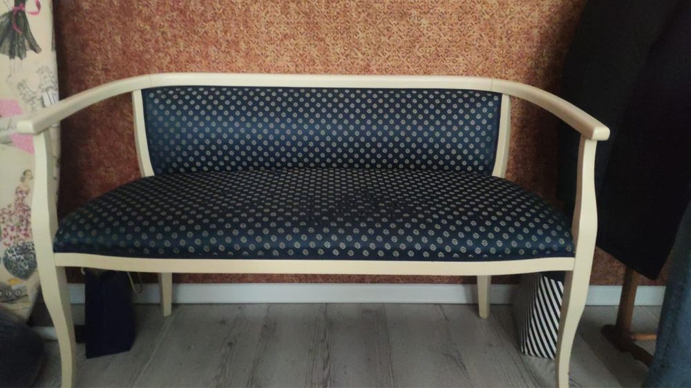 Диван, банкетка