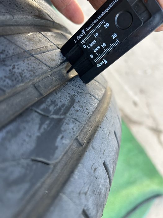 2 летни гуми goodyear 235 60 17