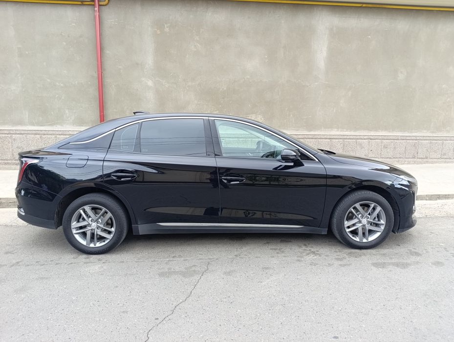 Продам и сдам в аренду на выкуп Honghi EQM 5 restayling 500km