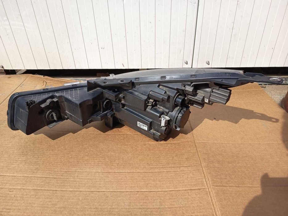 Far dreapta HALOGEN Hyundai Elantra