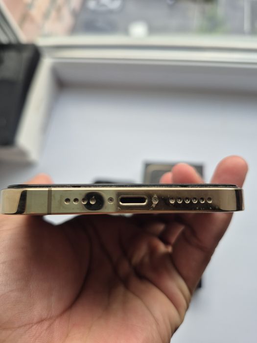 IPhone 12pro max gold