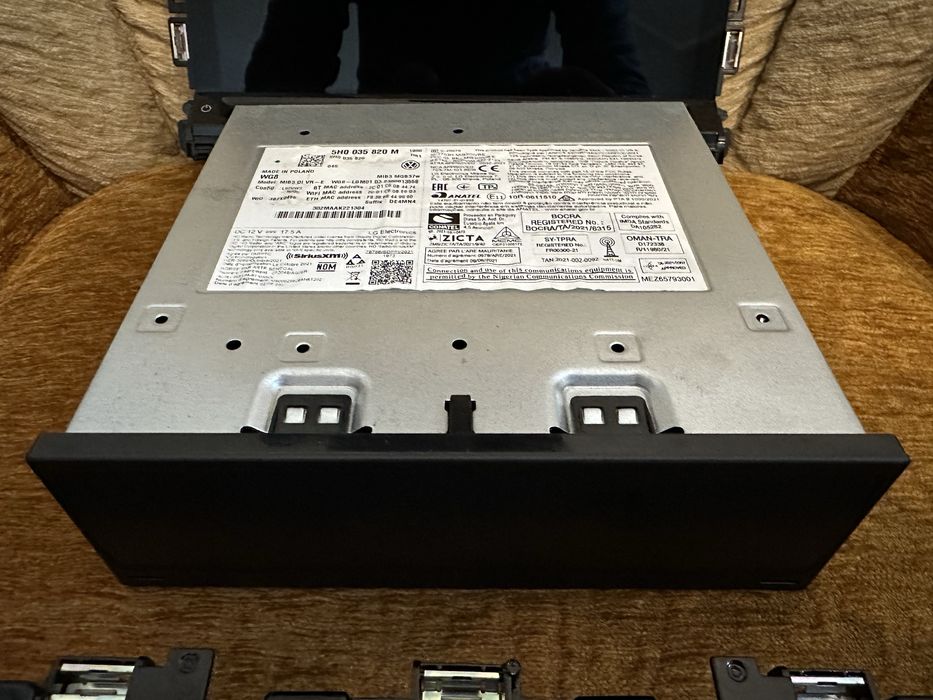 Ceasuri bord / Navigatie / Unitate VW Golf 8 : 5H0920340 / 5H0919605B