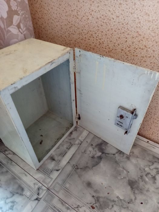 Продам советский сейф
