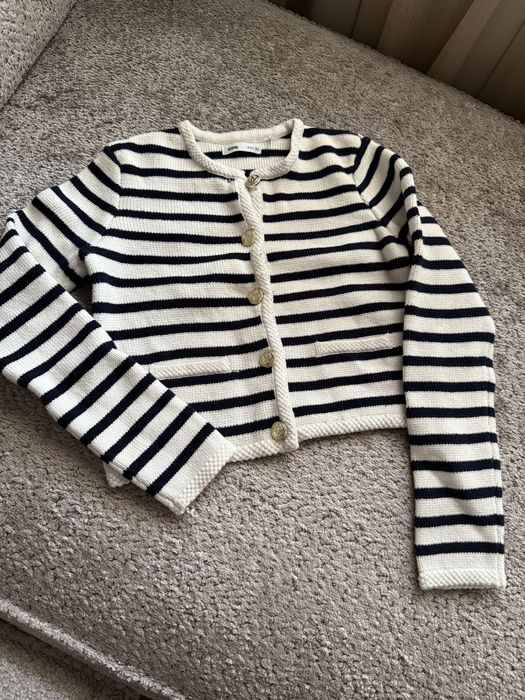 Зимни пуловери и блузи