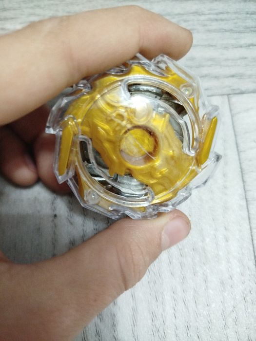 Блей Блейды много