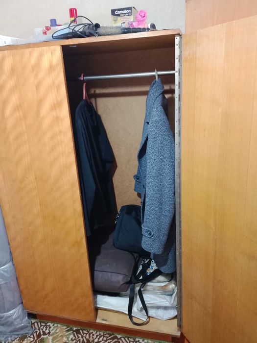 Шкаф отдам бесплатно