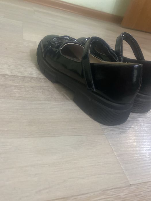 Туфли для девочки в школу 35 размер