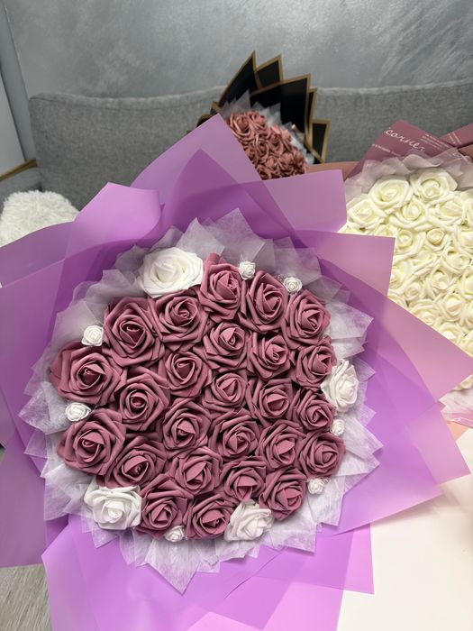 Готови букети от вечни рози 8 март