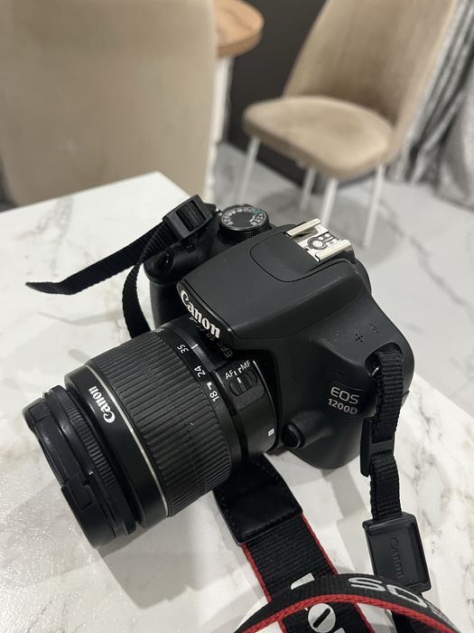 Canon EOS1200D Фотоаппарат
