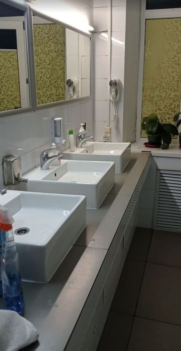 Kunlik va Oylik Ijaraga Arzon yotoq joy markazda. Посуточная аренда