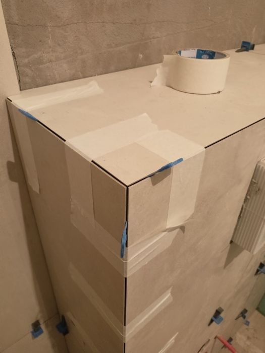 Кафельщик. Укладка кафеля.