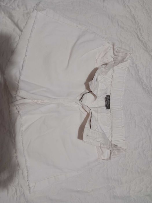 Къси дънкови панталонки и дънки