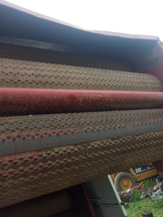 Presă baloți rotunzi plasă Claas Rollant 46