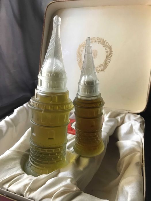 Духи" "одеколон" Москва Кремль Новая Заря СССР 1962 год СССР