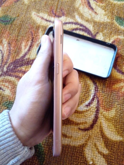 Samsung J2 core 8G pamiti