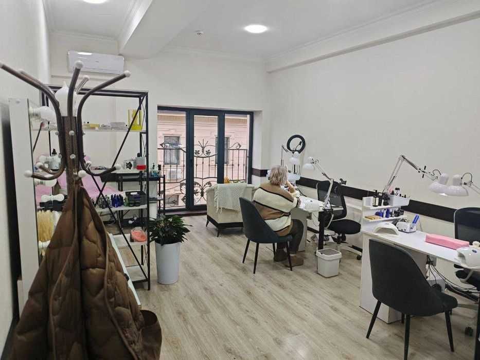 Сдаётся коммерческое помещение 30 м² в БЦ, Ц-1, Мирзо-Улугбекский р-н