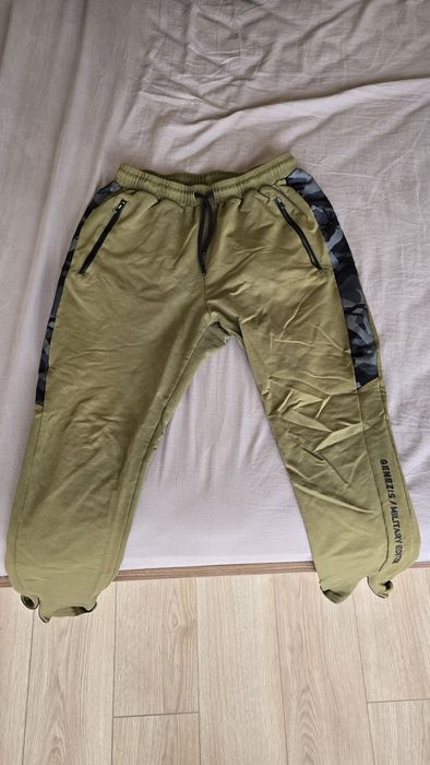 Спортни екипи Genezis - L