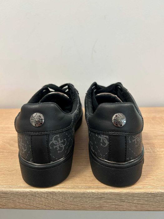 Оригинални дамски Обувки - LIU.JO SCARPE - Guess leather trainers