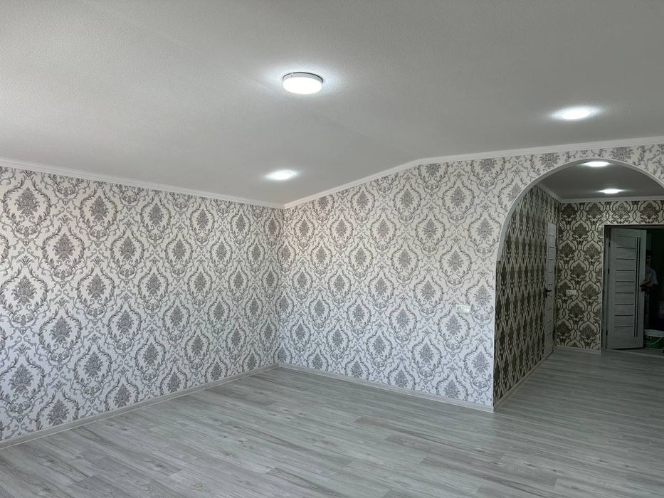 Uy sotiladi evro remont navastroykada