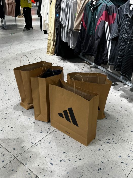 Кроссовки Adidas