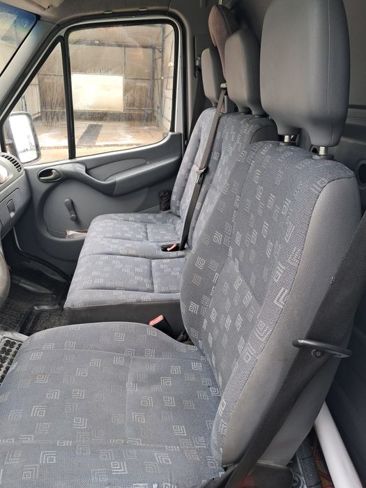 Vând microbuz sprinter !