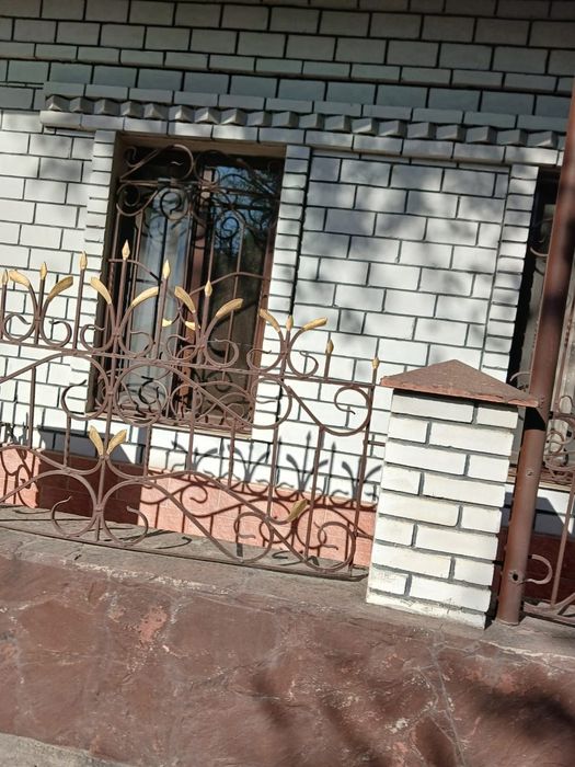 Продам 2 дома на одном участке