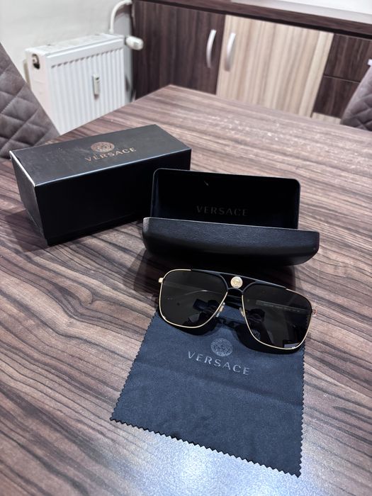 Ochelari de soare Versace
