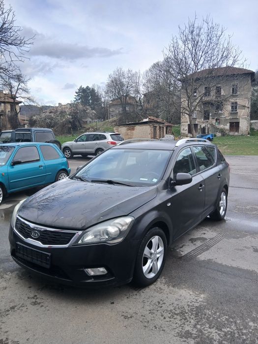 Kia Ceed / Киа Сийд 1.4 на части